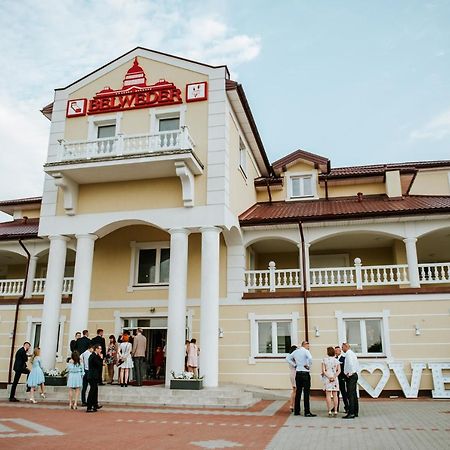 Belweder Aparthotel Porosły Exteriör bild