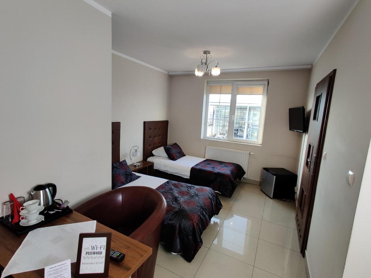 Belweder Aparthotel Porosły Exteriör bild